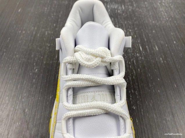 Snakeskin Air Low Jordan Yellow WMNS 11 AH7860-107 1014